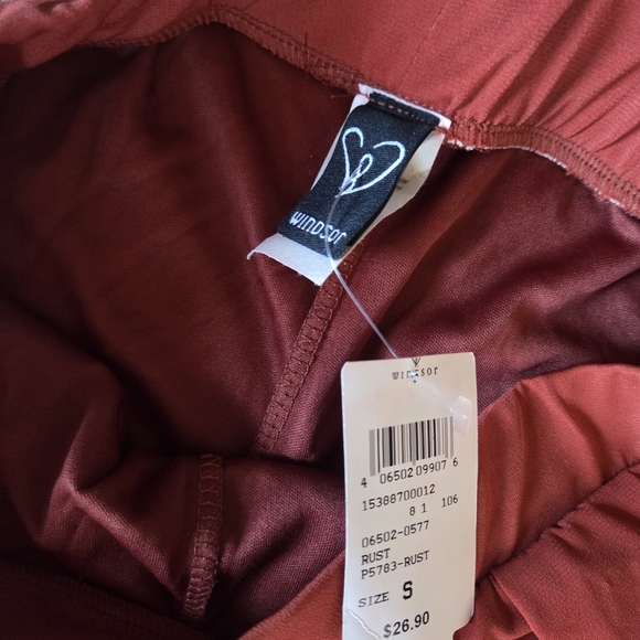 Red/Rust Wide-Leg Pants - Picture 2 of 4